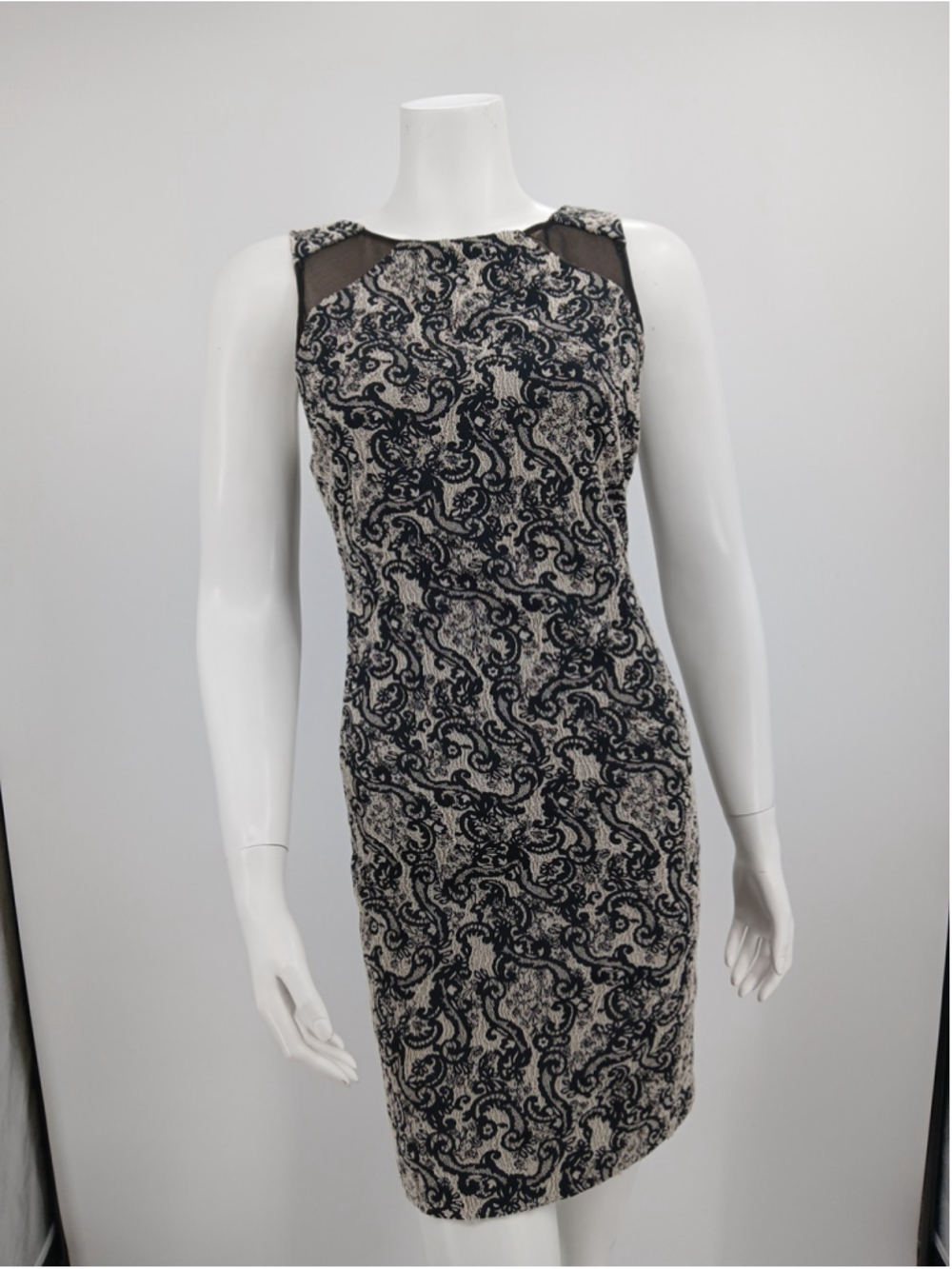 Alice + Olivia Womens Black Cream Paisley Textured Sleeveless Sheath Dress Sz 4